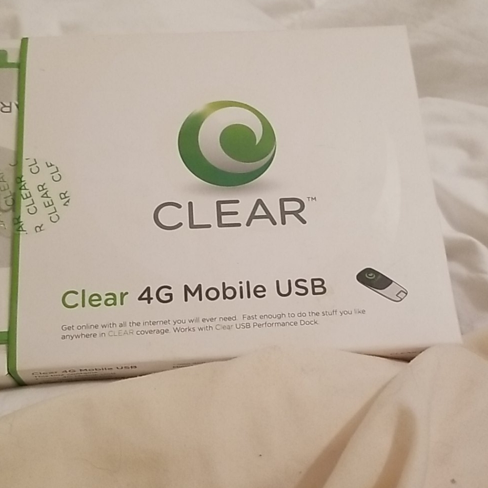2008 Clear Wireless now affiliated with Sprint AS IS 🤷🏾‍♀️